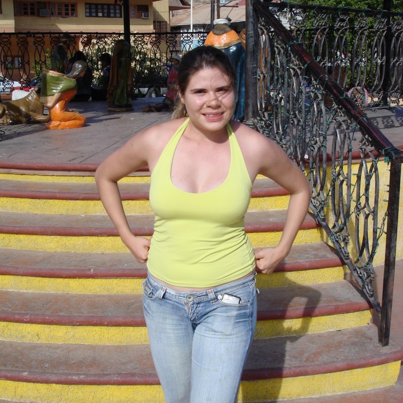 Jolie fille pour vous